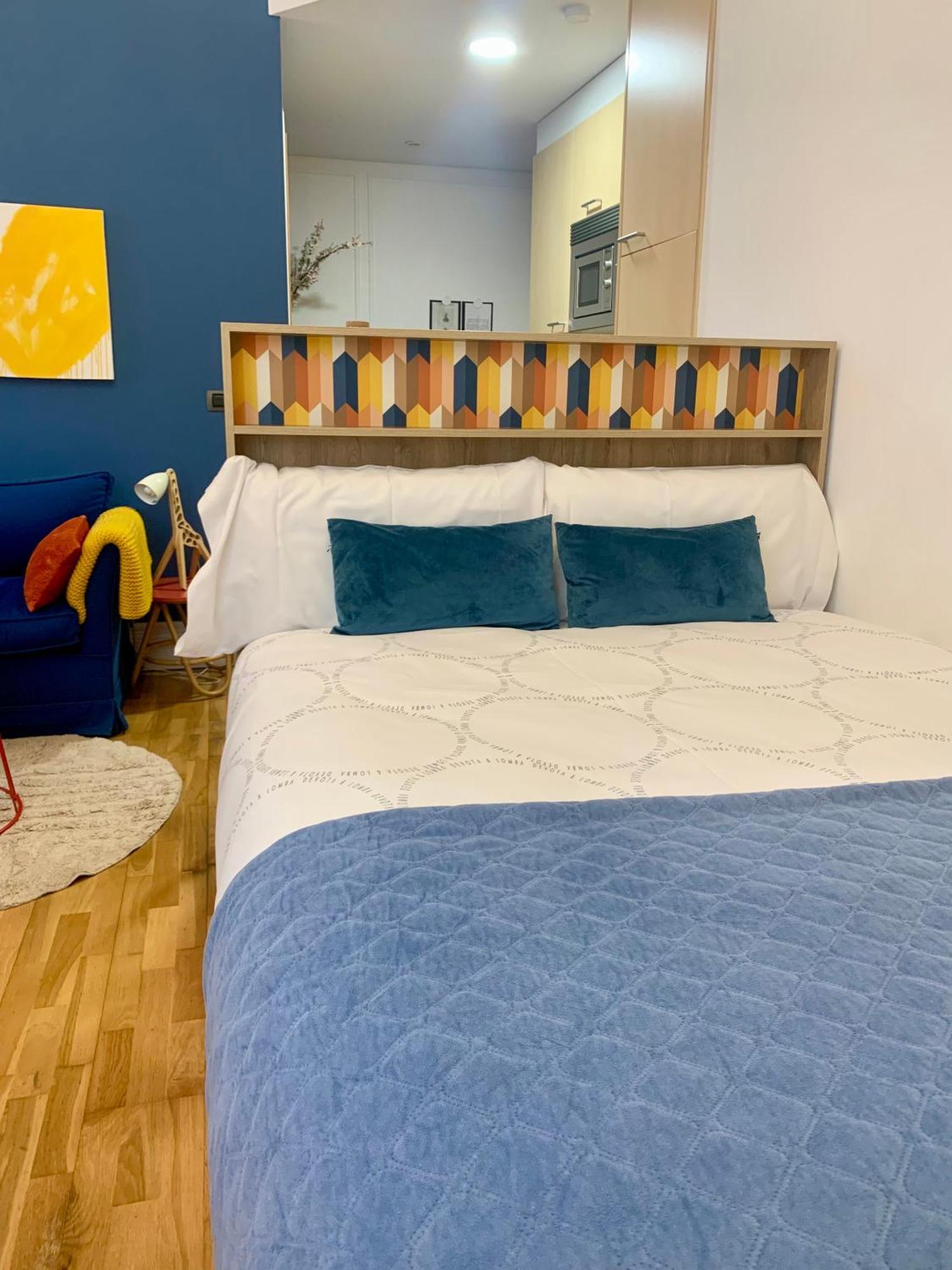 Labarta Estudio En Puerta Del Sol Con Parking 비고 외부 사진